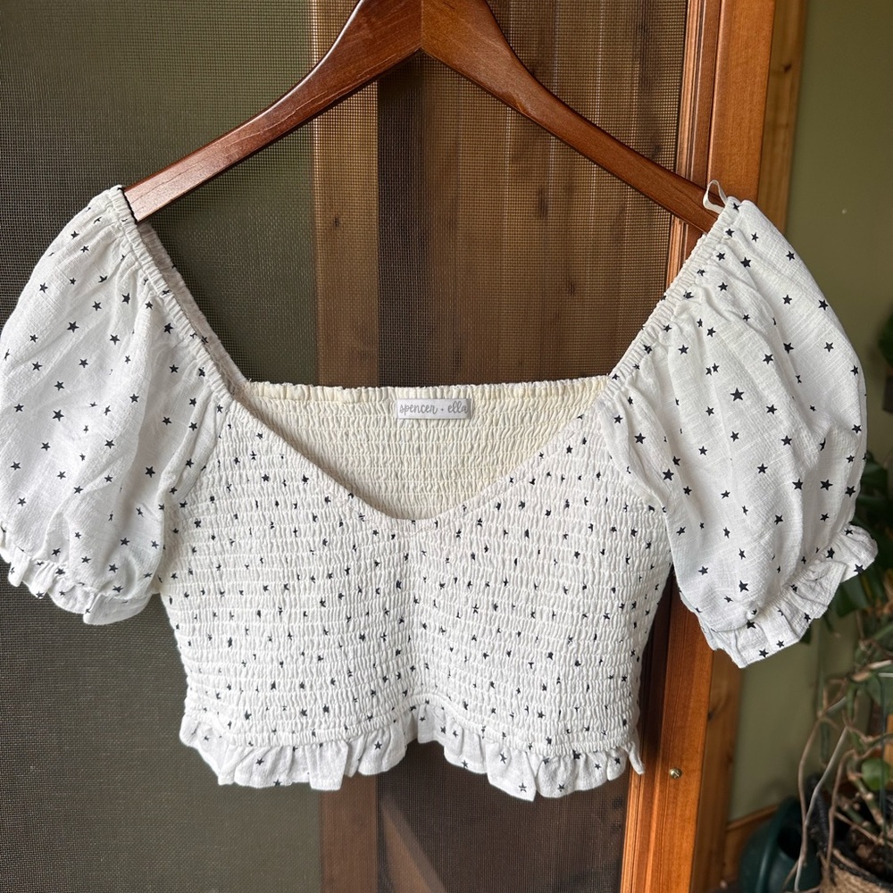 White Star Puff Sleeve Smocked Blouse